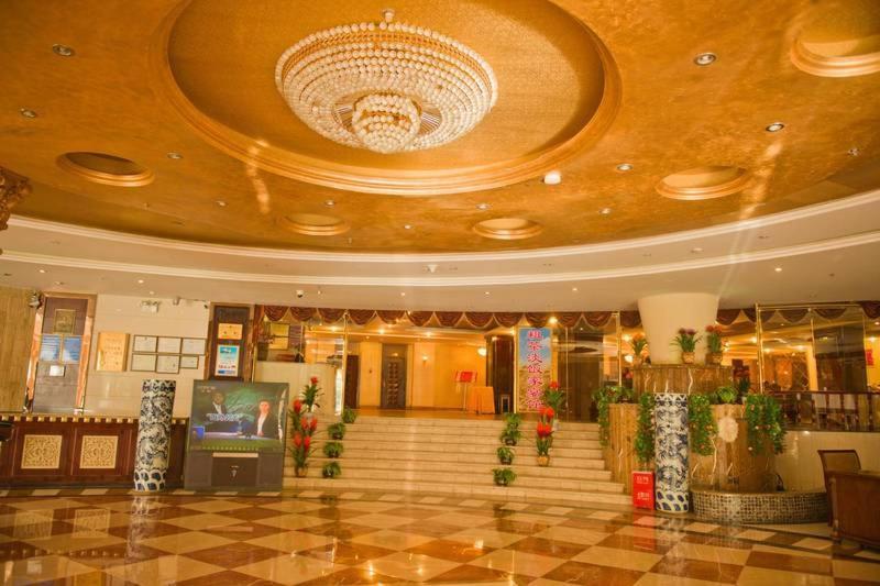 Laway Internatinal Hotel Lhasa Exteriör bild