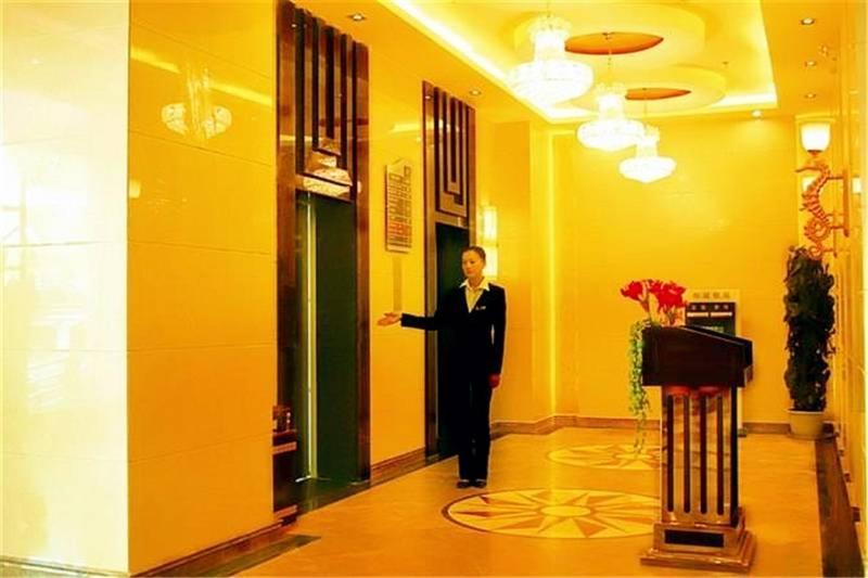 Laway Internatinal Hotel Lhasa Exteriör bild